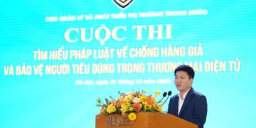 Ông Nguyễn Thanh Bình, Phó Cục trưởng Cục Quản lý và phát triển thị trường trong nước phát biểu tại sự kiện.