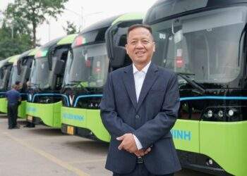 Liên Ninh vừa đổi 100% đội xe sang buýt điện VinFast là "ai"?