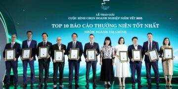 Listed companies honoured for information transparency