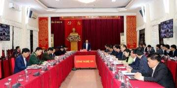 Quang cảnh cuộc họp