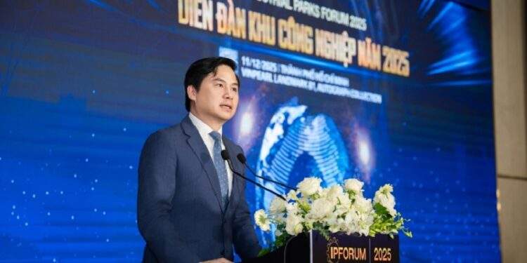 Ông Nguyễn Đồng Trung, Phó Cục trưởng Cục Ngoại vụ, Bộ Ngoại giao: