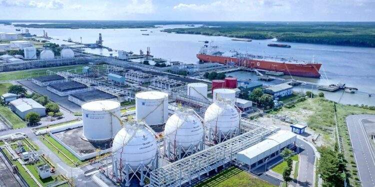 Petrovietnam thiết lập kỷ lục mới về doanh thu năm 2025