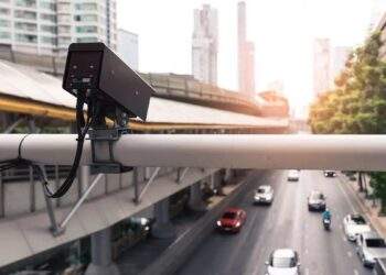 Hà Nội đang triển khai hệ thống camera AI để xử lý các hành vi vi phạm giao thông. Ảnh minh hoạ.