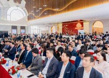 Phu My Hung partners with international bank to support home buyers