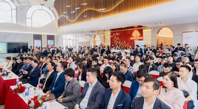 Phu My Hung partners with international bank to support home buyers