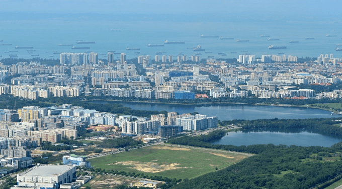 Property firm of Malaysia’s richest man Robert Kuok sets top bid of $358M for Singapore residential site