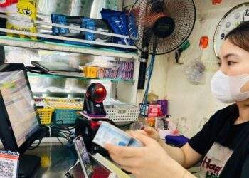 Quy định mới về giá điện; gần 5 triệu hộ kinh doanh đối mặt thay đổi lớn