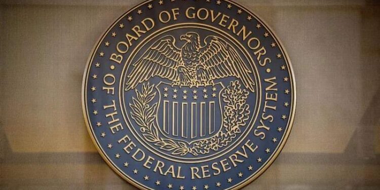 Rơi tự do sau khi Fed cắt giảm lãi suất lần thứ 3 trong năm