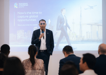 Standard Chartered hosts exclusive art exhibition for priority clients