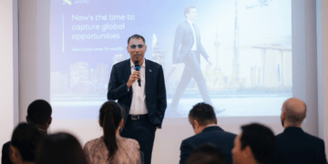 Standard Chartered hosts exclusive art exhibition for priority clients