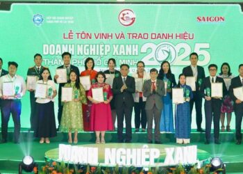 TP.HCM tôn vinh và trao danh hiệu Doanh nghiệp Xanh 2025 cho 155 công ty
