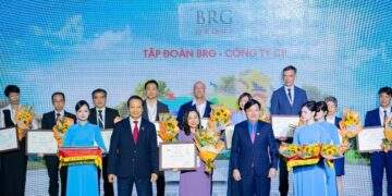 Tập đoàn BRG lần thứ 5 liên tiếp được vinh danh Doanh nghiệp Bền vững Việt Nam