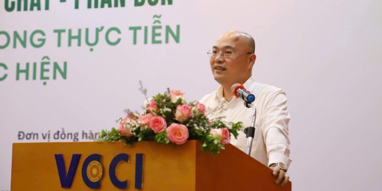 Ông Phạm Huy Nam Sơn, Phó Cục trưởng Cục Hoá chất.