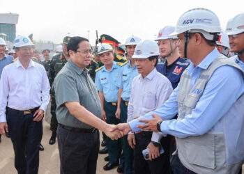 Thủ tướng Chính phủ Phạm Minh Chính kiểm tra tiến độ Cảng HKQT Long Thành chiều 14/12.