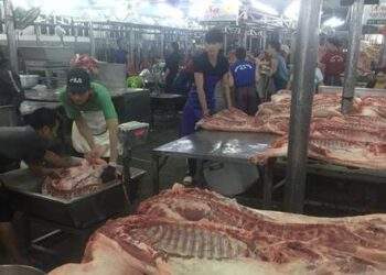 Tiếp tục biến động tại chợ đầu mối