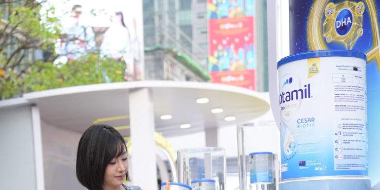 Trải nghiệm đa giác quan tại ‘Vũ trụ dưỡng chất One Aptamil’