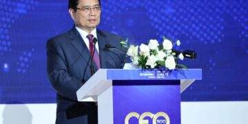 Thủ tướng Phạm Minh Chính phát biểu tại chương trình đối thoại - Ảnh: VGP/Nhật Bắc.