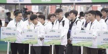 28 đội xuất sắc nhất tham gia thi đấu vòng bảng toàn quốc.