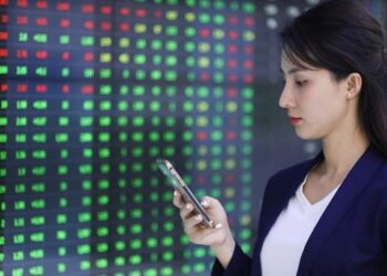 VN-Index hits new record - VnExpress International