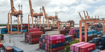 Vietnam posts $20.5B trade surplus in 11 months