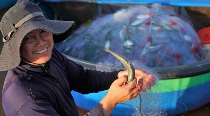 Vietnam’s trade turnover hits record $920B