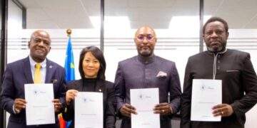 Vingroup và Thủ đô Congo đẩy mạnh hợp tác toàn diện lĩnh vực giao thông xanh