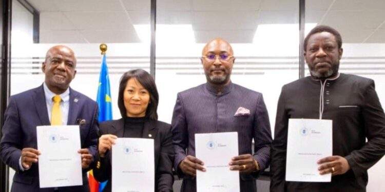 Vingroup và Thủ đô Congo đẩy mạnh hợp tác toàn diện lĩnh vực giao thông xanh