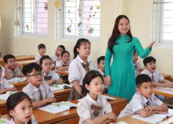 Xây dựng một thế hệ trẻ có khả năng ngoại ngữ tốt, đáp ứng phát triển bền vững của đất nước trong kỷ nguyên vươn mình