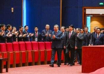 14th National Party Congress opens preparatory session in Hanoi