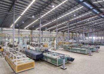 Báo lãi kỷ lục nghìn tỷ, "ông trùm" ống nhựa phía Bắc nắm lượng tiền mặt khổng lồ