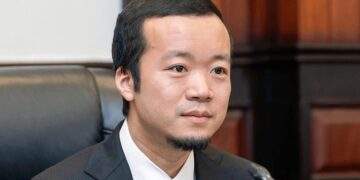 Cambodia arrests, extradites alleged scam tycoon Chen Zhi to China