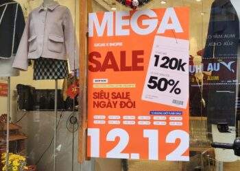 Cửa hàng ế ẩm, không gian mạng bùng nổ