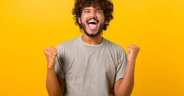 Doanh nghiệp đầu tiên báo lãi nghìn tỷ, một doanh nghiệp ô tô lỗ liên tiếp 15 năm