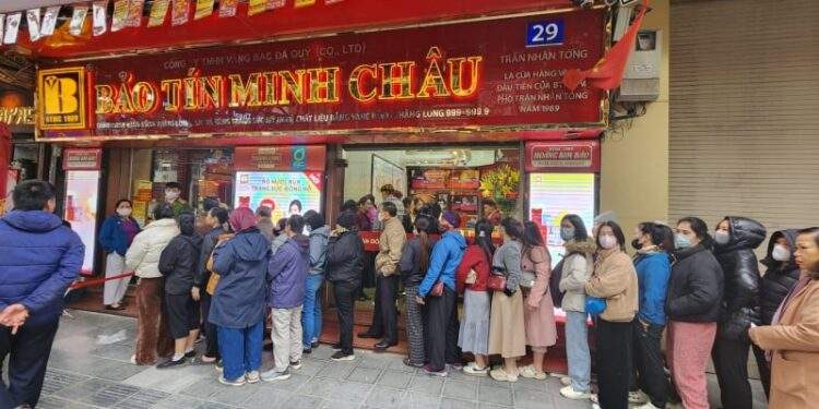 Dự báo vàng trong nước tăng mạnh, nhu cầu đầu tư tiếp tục cao?