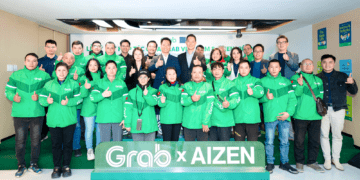 Grab Việt Nam và AIZEN Việt Nam hợp tác mang đến giải pháp thuê xe máy điện cho đối tác tài xế Grab. Ảnh: Grab Việt Nam.