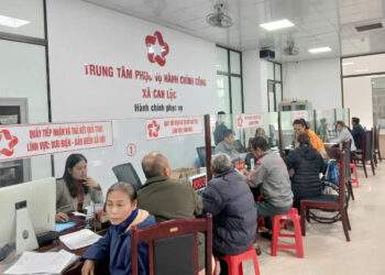 Ứng dụng công nghệ số trong giải quyết thủ tục hành chính, nâng cao tỷ lệ hồ sơ trực tuyến trên địa bàn Hà Tĩnh