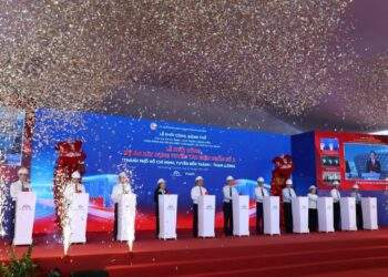 Ho Chi Minh City starts construction of four key infrastructure projects