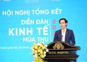 PGS. TS Nguyễn Hữu Huân phát biểu tại Hội nghị tổng kết Diễn đàn Kinh tế mùa thu năm 2025 chiều 31/12