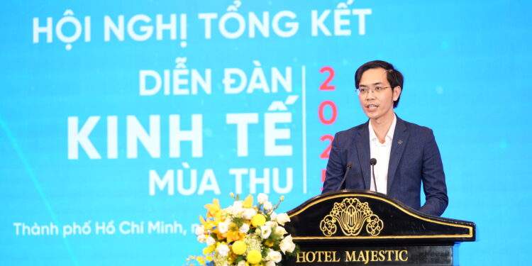 PGS. TS Nguyễn Hữu Huân phát biểu tại Hội nghị tổng kết Diễn đàn Kinh tế mùa thu năm 2025 chiều 31/12