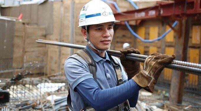 Japan scrambles to keep Vietnamese workers