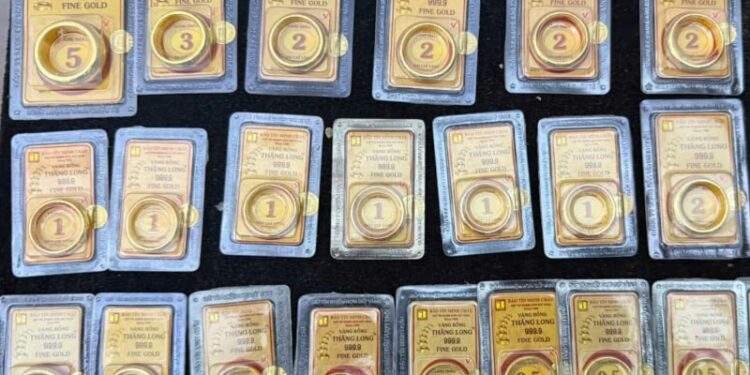 Liên tục giảm, vàng trong nước đã “bốc hơi” bao nhiêu so với đỉnh?