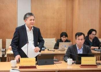 Ông Trần Văn Sơn, Phó Viện trưởng Viện Công nghệ số và Chuyển đổi số quốc gia thông tin về Luật Trí tuệ nhân tạo, tại buổi họp báo thường kỳ tháng 12/2025 của Bộ Khoa học và Công nghệ.