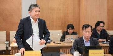 Ông Trần Văn Sơn, Phó Viện trưởng Viện Công nghệ số và Chuyển đổi số quốc gia thông tin về Luật Trí tuệ nhân tạo, tại buổi họp báo thường kỳ tháng 12/2025 của Bộ Khoa học và Công nghệ.