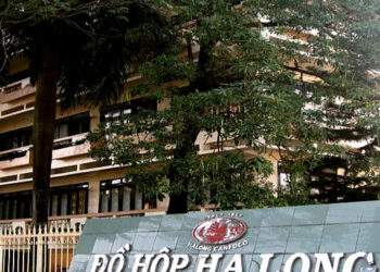 Lùm xùm đồ hộp Hạ Long; động thái mới của Nestlé Việt Nam về lô sữa cho trẻ em