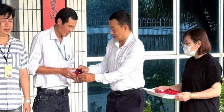 Một doanh nghiệp Đồng Tháp thưởng tết bằng vàng cho 1.000 công nhân