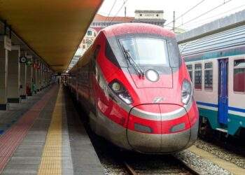 Quang Ninh province wants work on Hanoi–Ha Long high-speed rail to begin in March