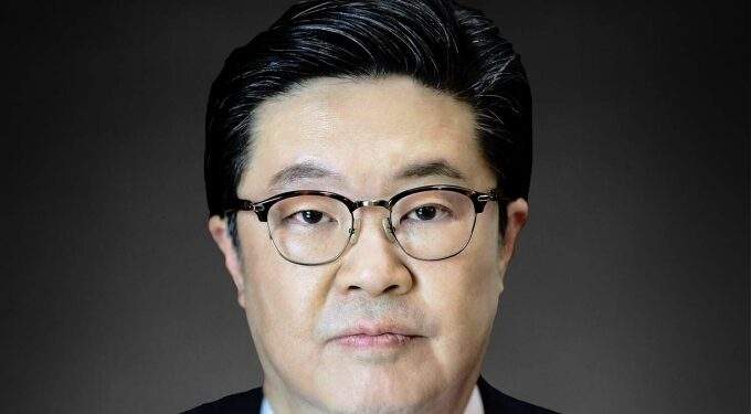 South Korean Harvard graduate billionaire Michael Kim wins dispute over arrest warrant