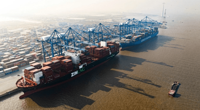 Vietnam records over $20B in trade surplus for 2025