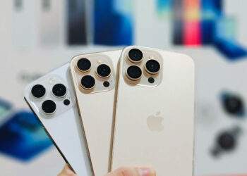 iPhone 16 Pro Max giảm giá mạnh; bưởi Diễn trồng gần Hà Nội chỉ 2.000 đồng/quả