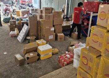 Các đơn vị vận chuyển hàng hoá có thông báo quan trọng trước Tết